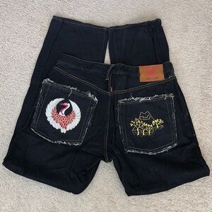 Black Men’s Jeans with Embroidered Back Pockets
